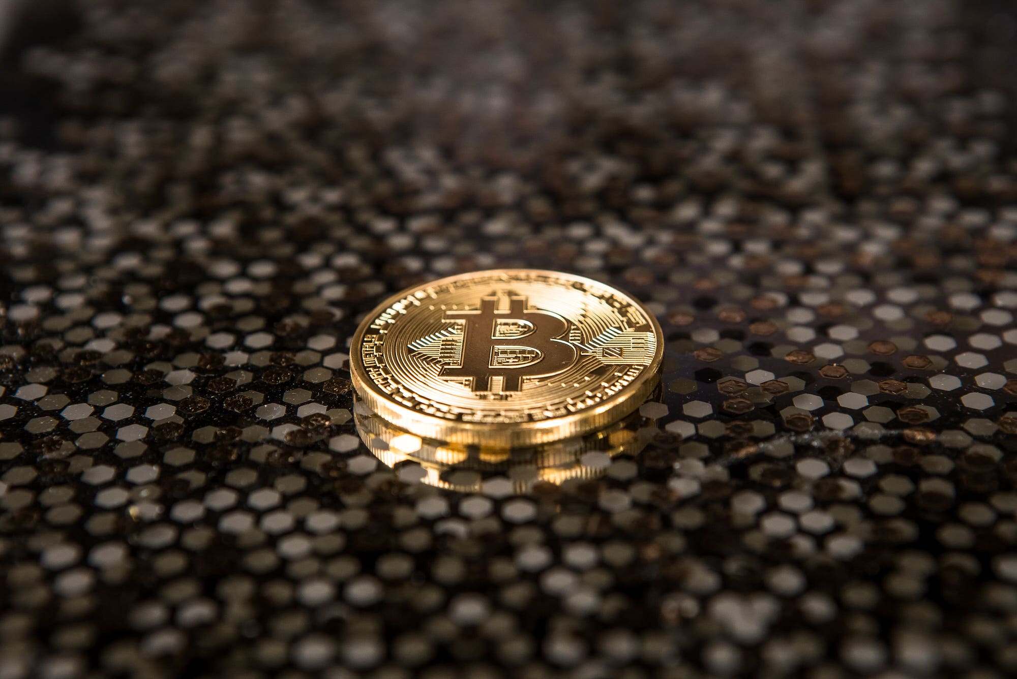 do you have to pay taxes on cryptocurrency uk