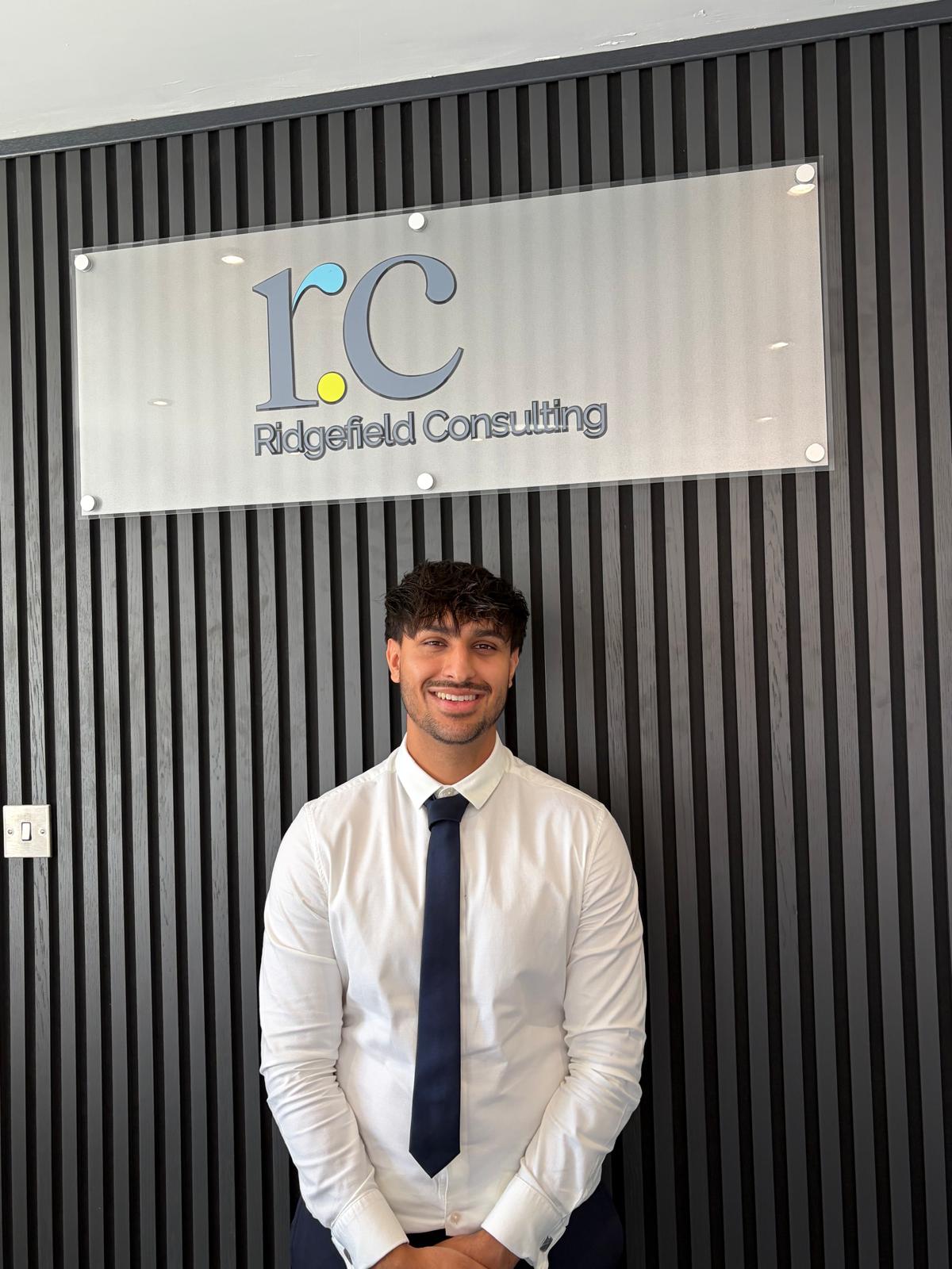 Haider Kamron Ridgefield ConsultingMeet The Teamld Consulting payroll manager oxford accountant